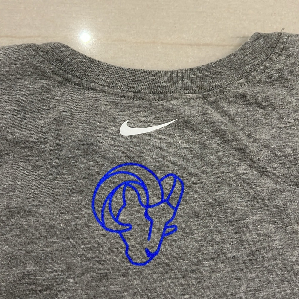 LA Rams T-shirt - Picture 6 of 7